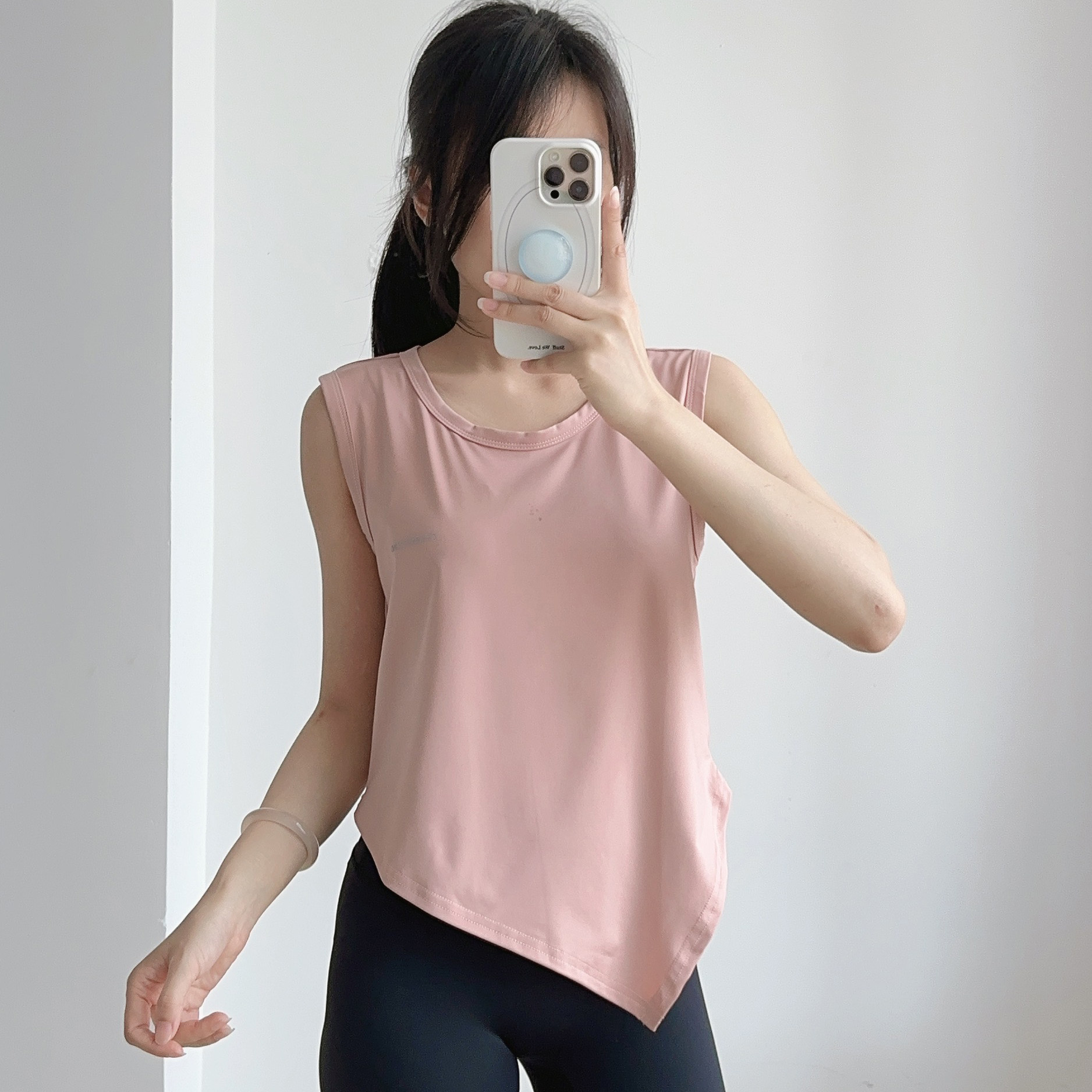 运动背心女外穿训练速干健身罩衫宽松撸铁跑步瑜伽上衣短款无袖潮