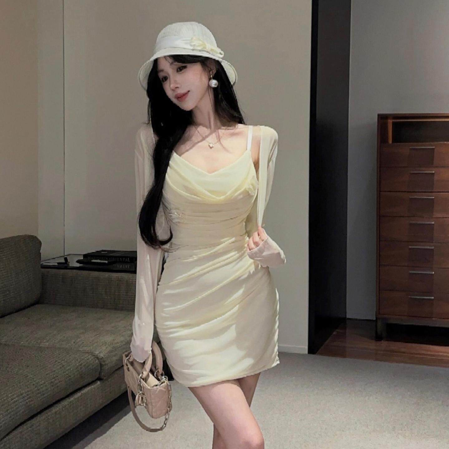 小众设计感网纱两件套性感低胸荡领吊带连衣裙女搭配薄款防晒开衫