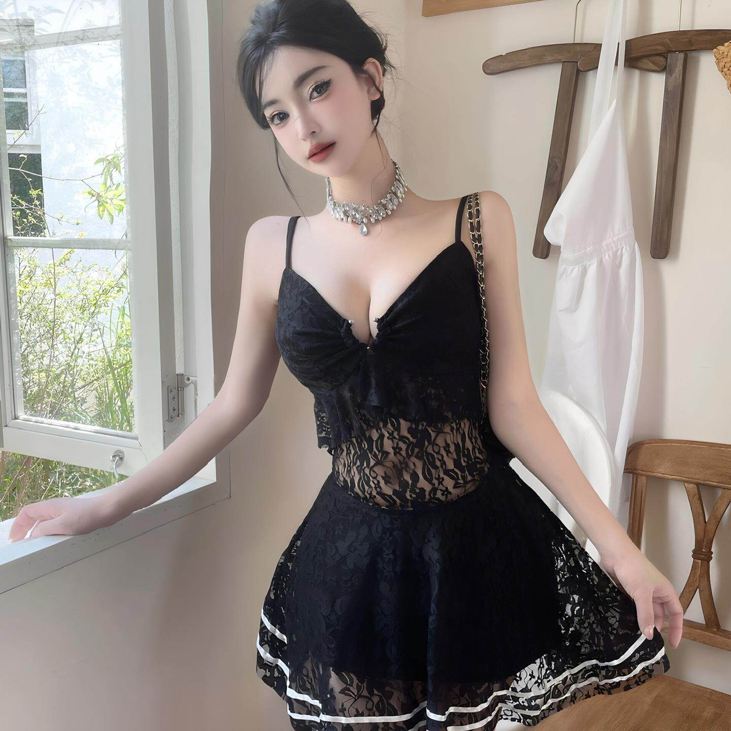 柔式足浴spa按摩桑拿技师工作服性感低胸吊带连衣裙收腰显瘦短裙