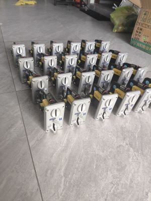 全新未使用过TW-500通利数码投币器侧式共有25个便宜包邮贴标出售