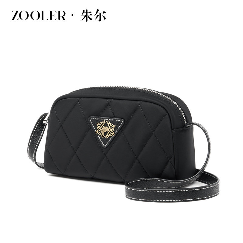 朱尔轻便斜挎包女2024新款时尚单肩包小香风通勤牛津布斜挎小包