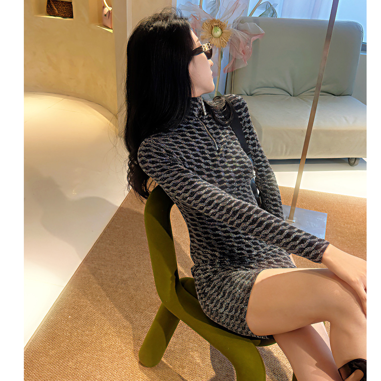 国现 GCDS 早秋新款水钻超闪修身半高领拉链性感修身连衣裙女