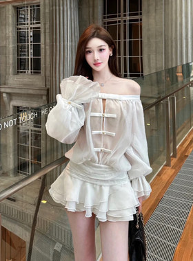 侯佩岑 Sheer Luck 2025早春新款 SeeThru 一字肩泡泡长袖连衣裙