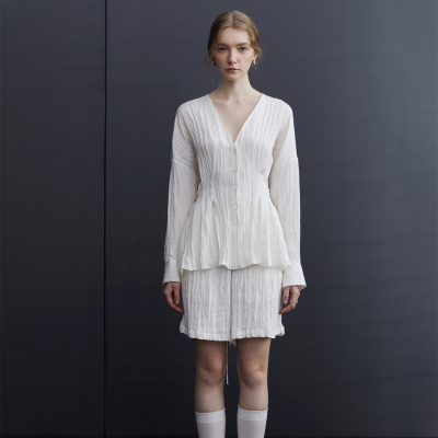 【清货折裤SM】PETRE COR 早春米色信纸收腰 V领上衣抽绳花边短裤