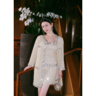 ⽴体绣⽚⼿⼯钻饰吊带连⾐裙外套 chen2026SS Wardrobes