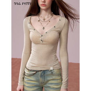VIAPITTI设计感纽扣装饰大圆领打底T恤女装秋冬修身内搭针织上衣