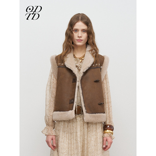 皮毛一体花纹刺绣马甲毛领无袖 ODTD25秋冬新款 百搭 设计师女装