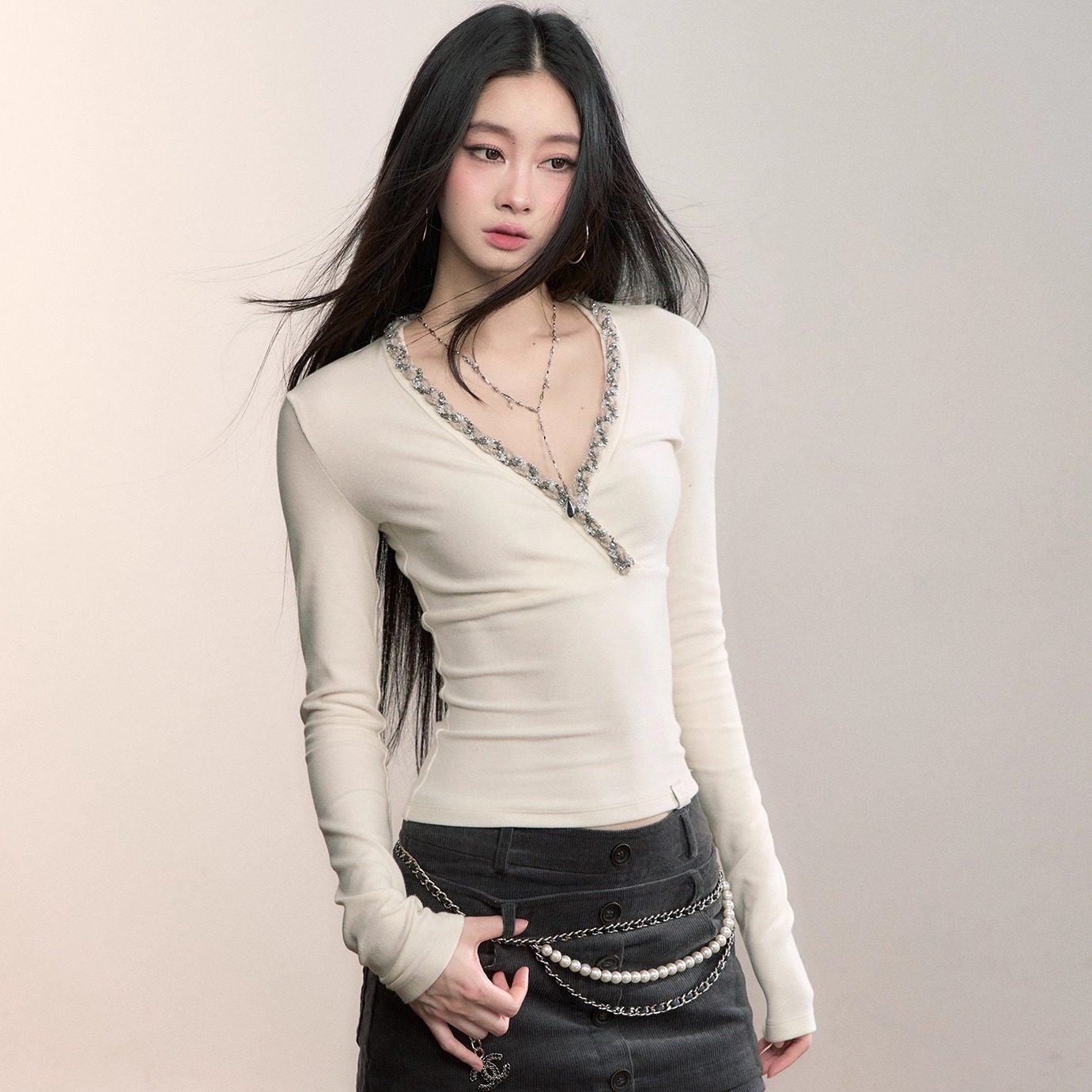 VIAPITTI 25AW V领小香织带针织打底衫