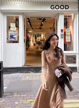 NONETONE 25AW秋冬新品 手工钩花牦牛绒针织连衣裙女纯色羊毛长裙