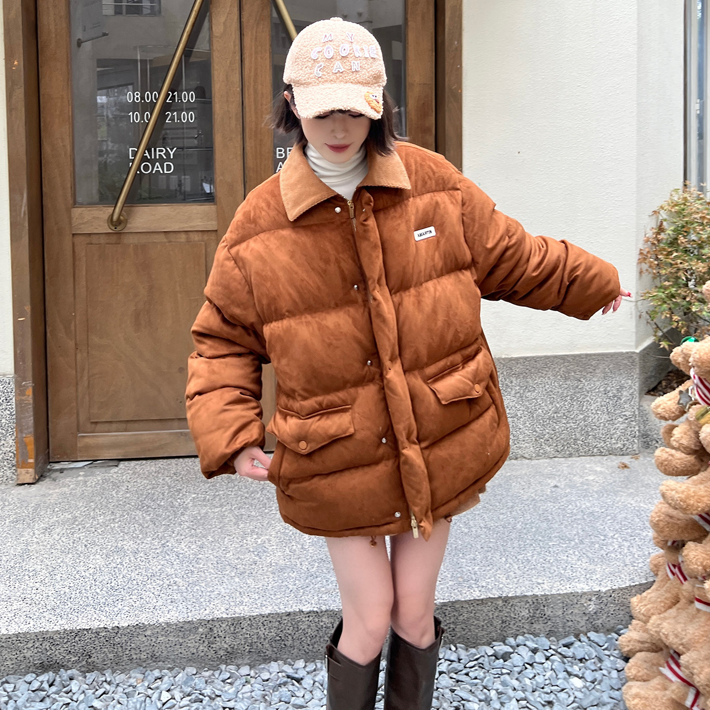 Andrea Martin 2025AW  麂皮绒棕色羽绒服