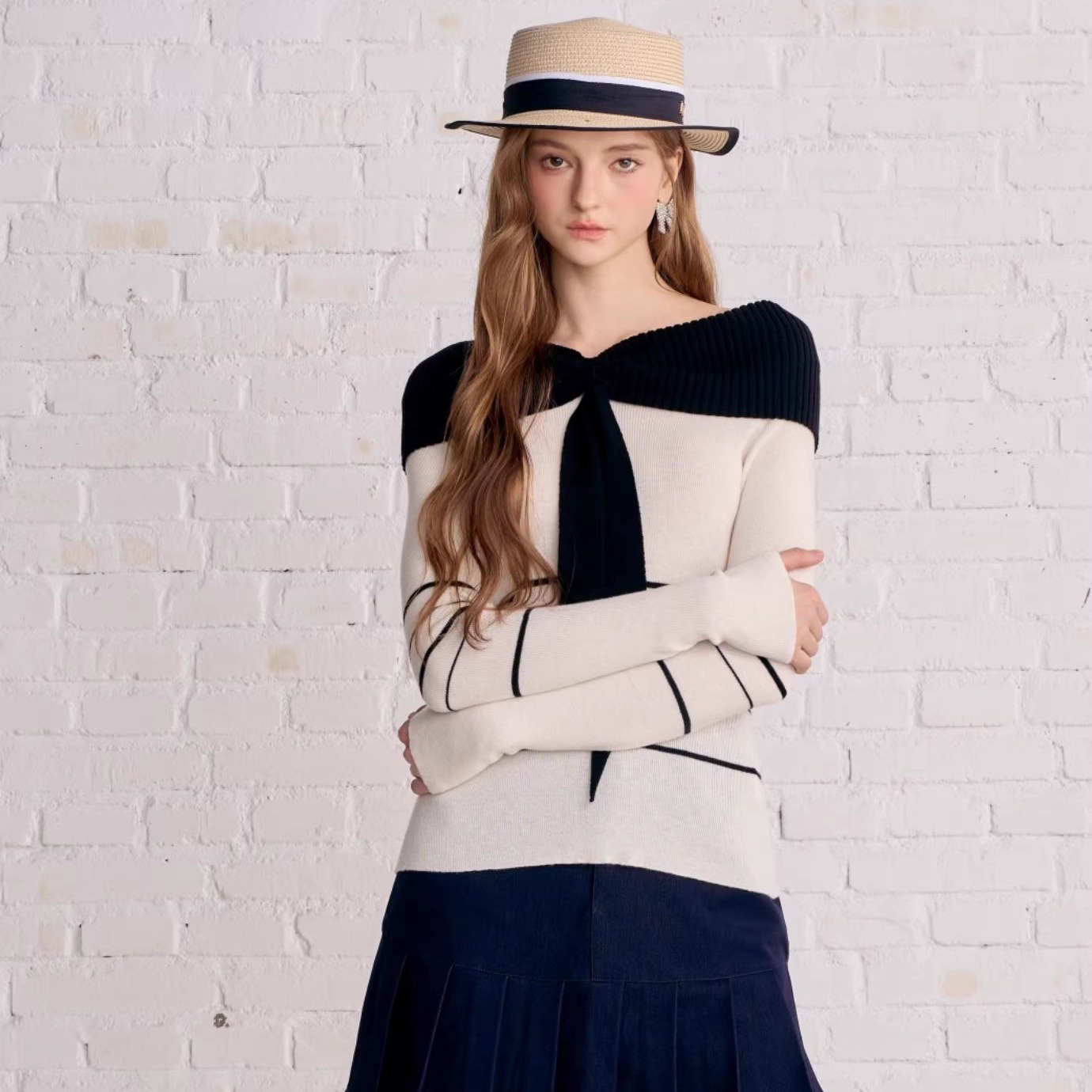 Aimme sparrow25FWW 白色一字肩系带条纹针织长袖