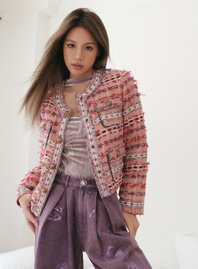 【清货折】LUMING ROOM 短外套粗花呢丝绒挂脖上⾐玫瑰印花⽜仔裤