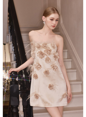 Wardrobes by chen2025SS 手工繁花羽毛缎面醋酸抹胸连衣裙