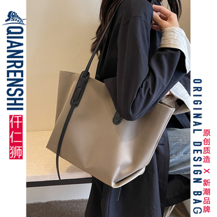 通勤大容量托特包包女可放电脑多隔层教师上班高级感简约单肩大包