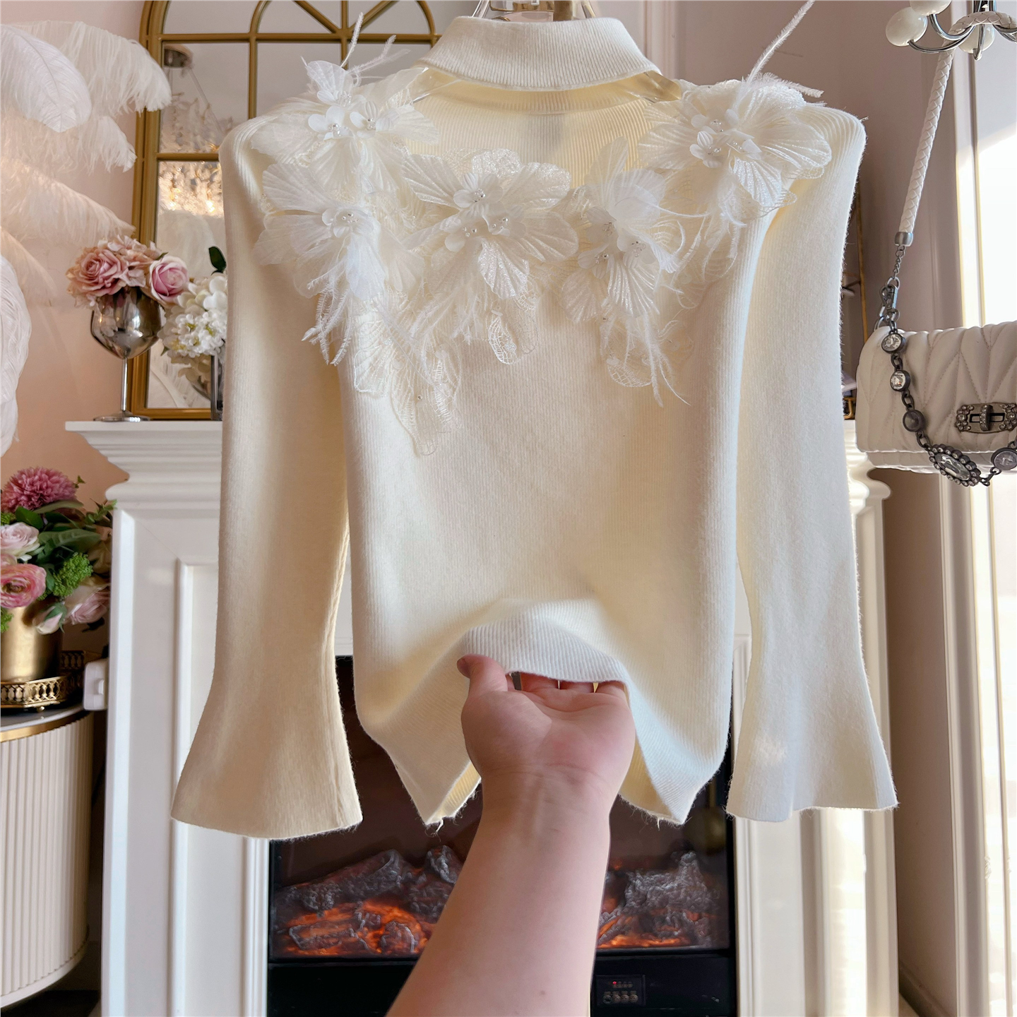 法式小众甜美针织衫女挂脖性感立体几何镂空喇叭袖修身显瘦打底衫,女装/女士精品,毛针织衫,淘宝优惠券,粉丝福利购,淘宝优惠卷