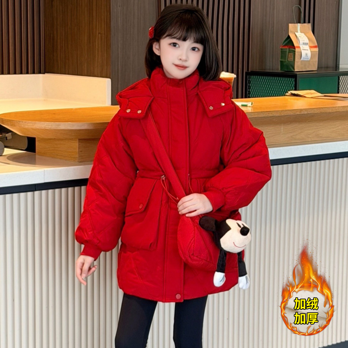 女童红色连帽加厚加绒米奇棉服