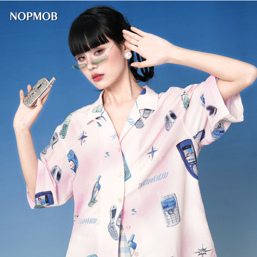 NOPMOB手机印花短袖衬衫