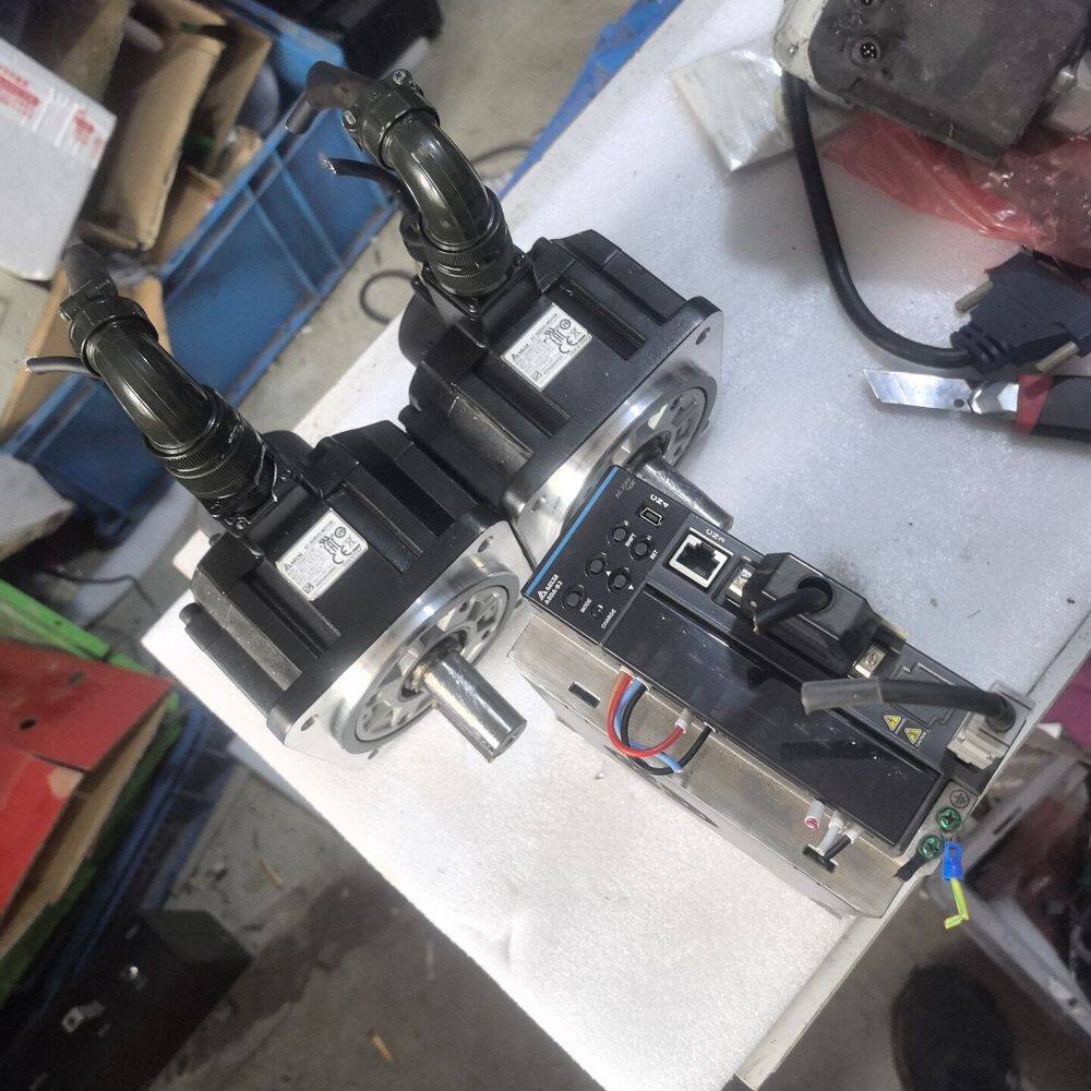 台达B3伺服1KW驱动电机一套加电机 型号：ASD-B3