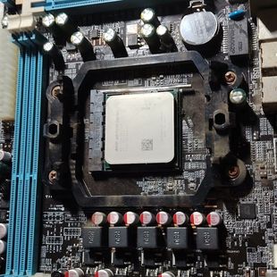 AMD A88主板 带A8-7600B处理器