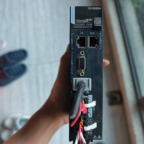 汇川INOVANCE SV630NS2R8I驱动器 拆机 成