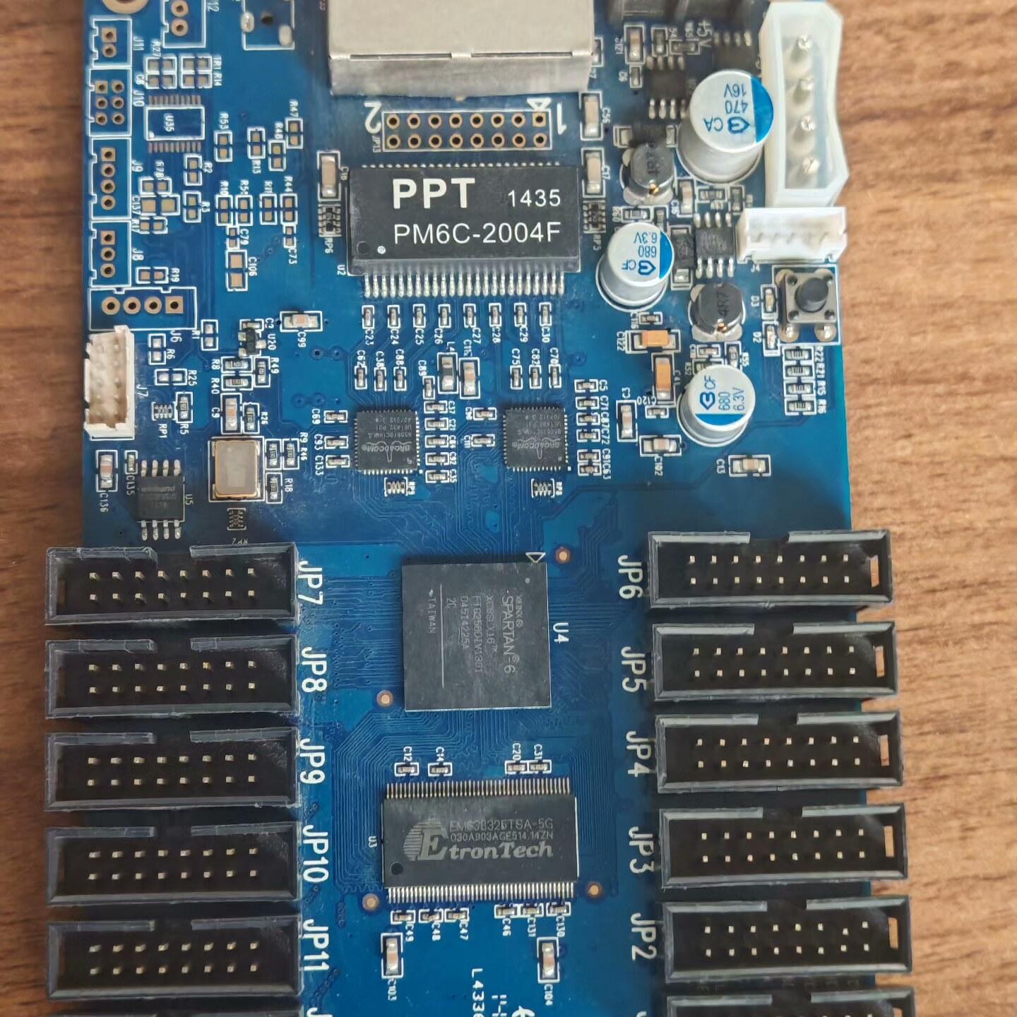LED控制卡 型号PPT PM6C-2004F 内置Tron