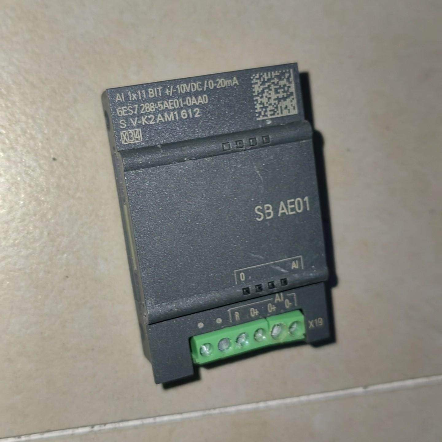 6ES7 288-5AE01-0AA0  PLC