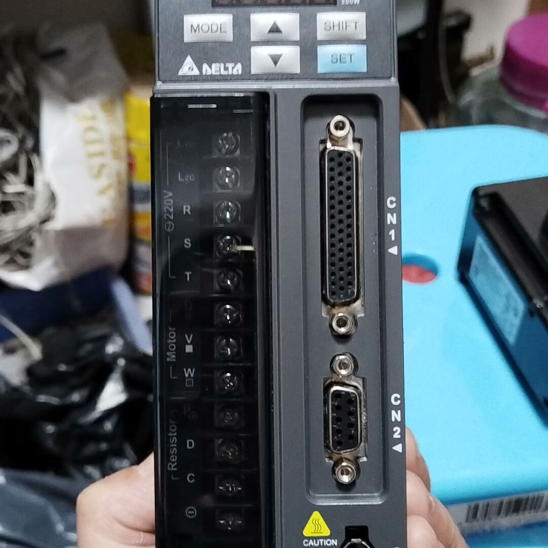 台达伺服一套 型号ASD-B2-0221-B驱动器加ECMA