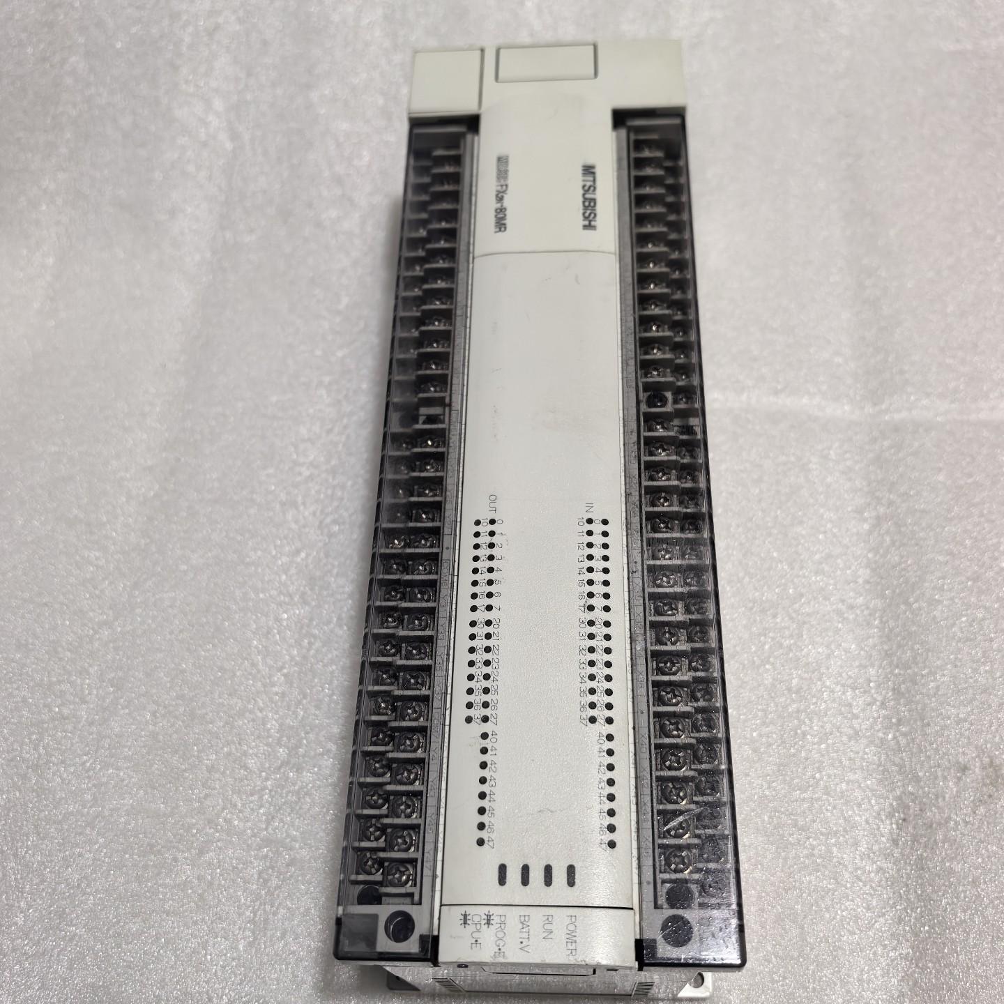 PLC  FX2N-80MR-001