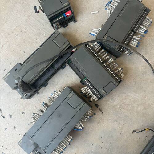 PLC300