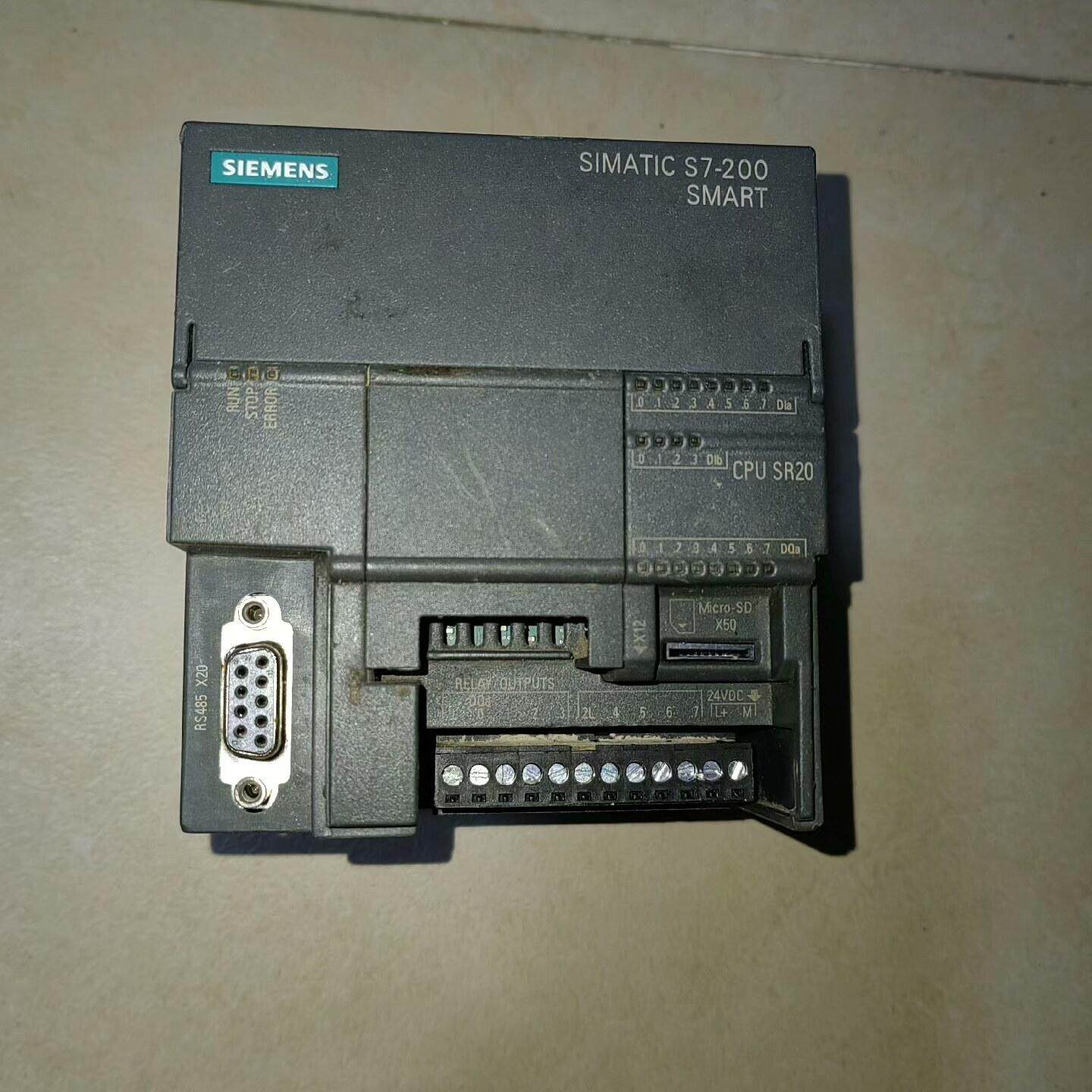 6ES7 288-1SR20-0AA0  PLC  C