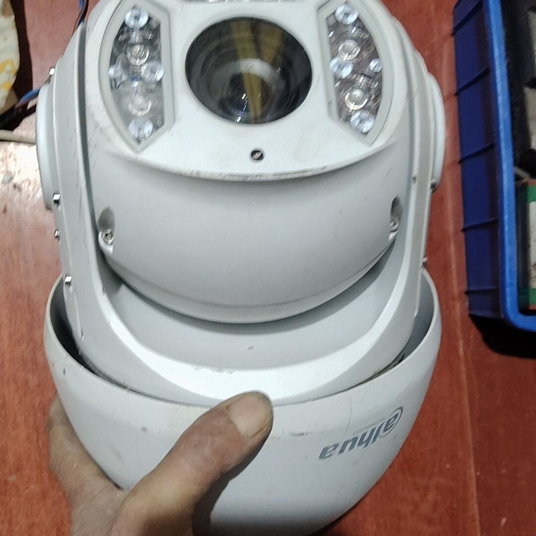 网络球形摄像机 型号DH-SD6C80D-GN 拆机