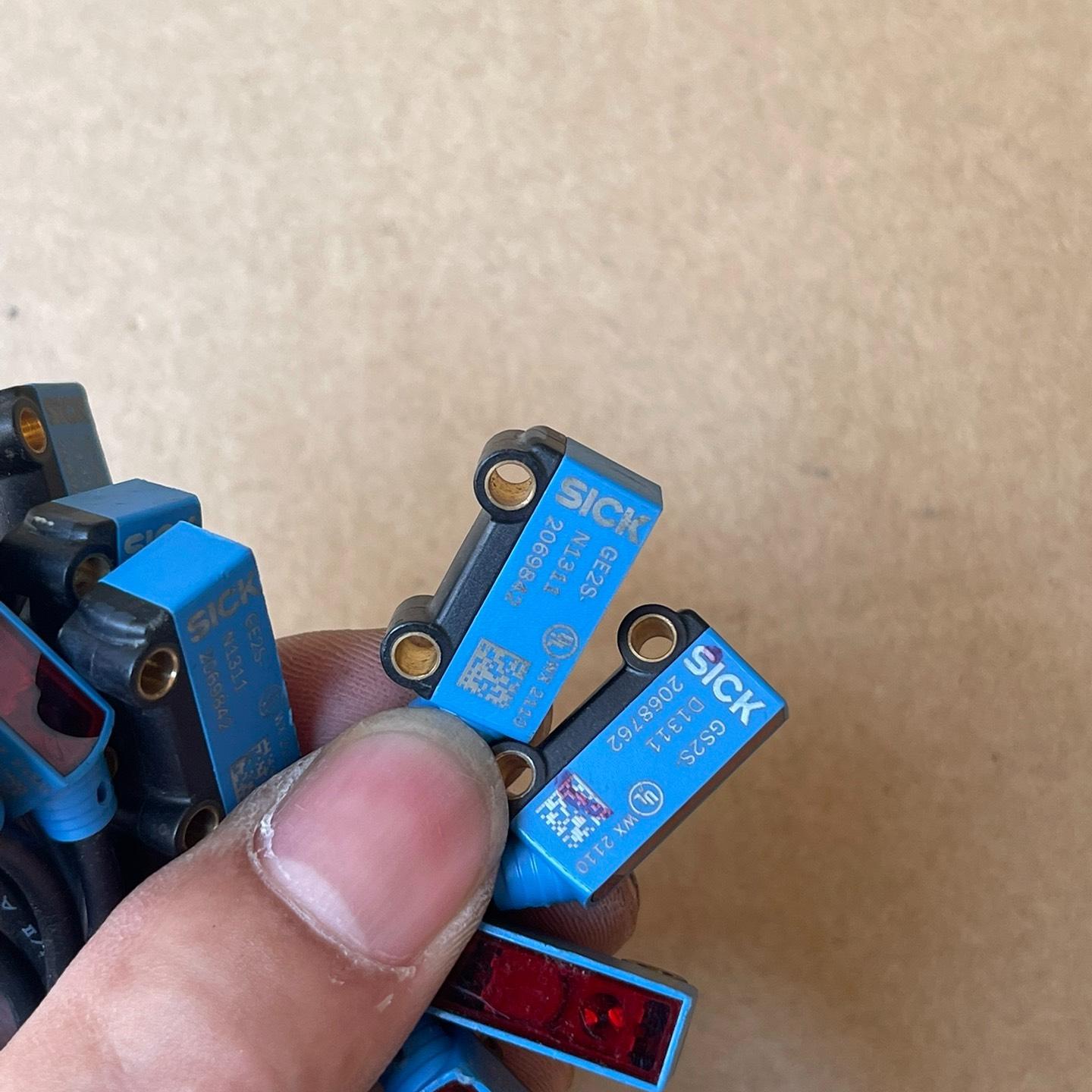 西克SICK光电传感器GS2S-N1311+GE2S-D13