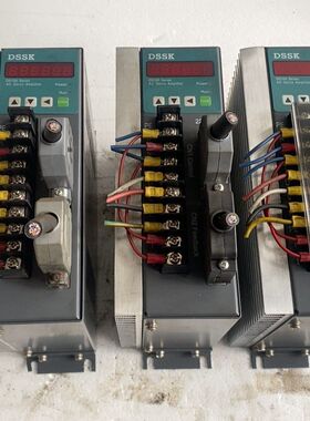 DSSK伺服驱动器 DS100M-3A 实物拍摄成色漂亮 有