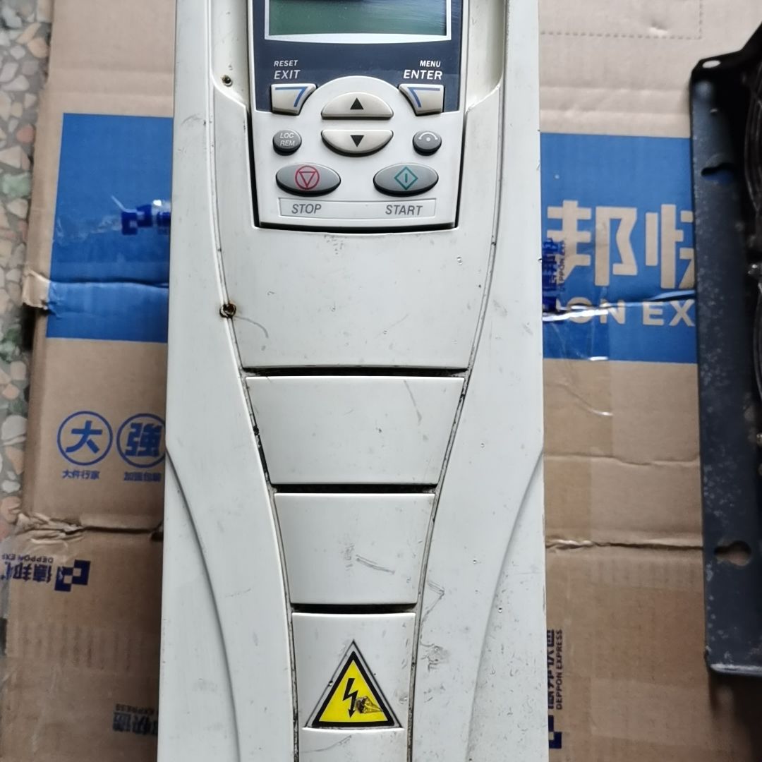 ACS510-01-07A2-4拆机变频器3KW