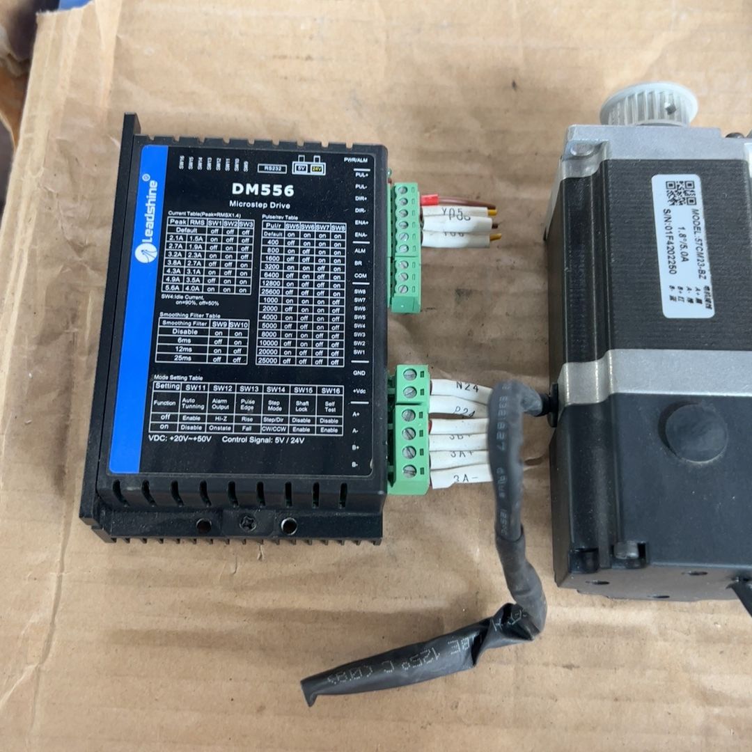 雷赛57步进电机驱动器DM556新款