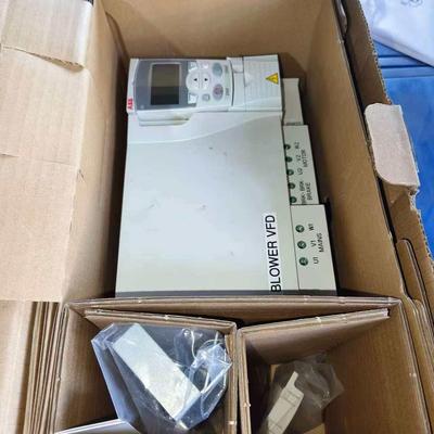 变频器ACS355-03U-38A0-4+J400