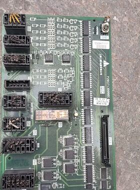 电梯W1接口板 型号P203713B000G 绿色PCB