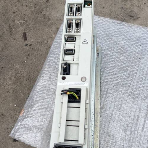MDS-R-V1-40驱动 设备上拆下 成色漂亮 功能包