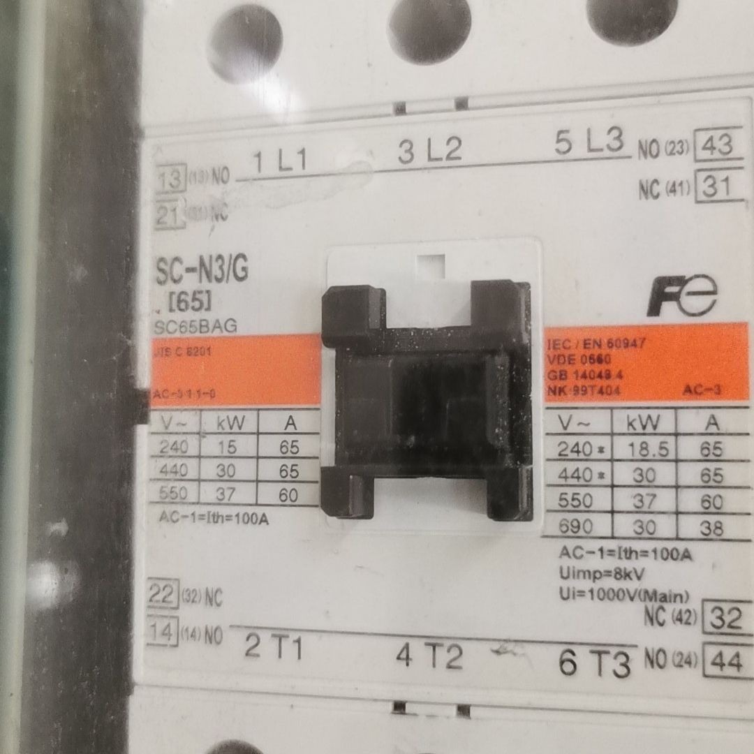 交流接触器SC-N3/G 线圈电压DC24V 功率18.