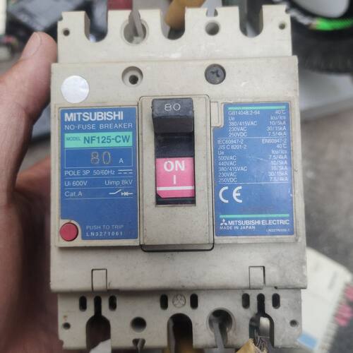 NF125-CW空气开关 3P 80A 日本 拆机件
