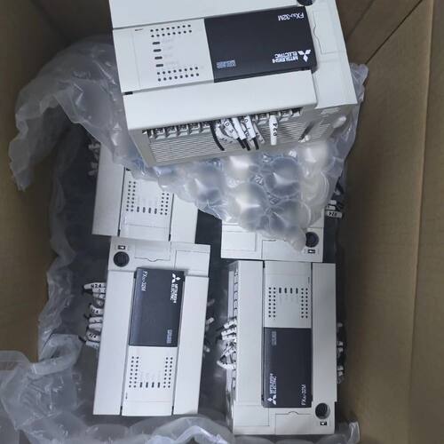 PLC。FX3U-32MT 拆机 上机都没使用就