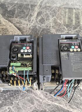 变频器FR-E740-3.7K-CHT(2台)   3.