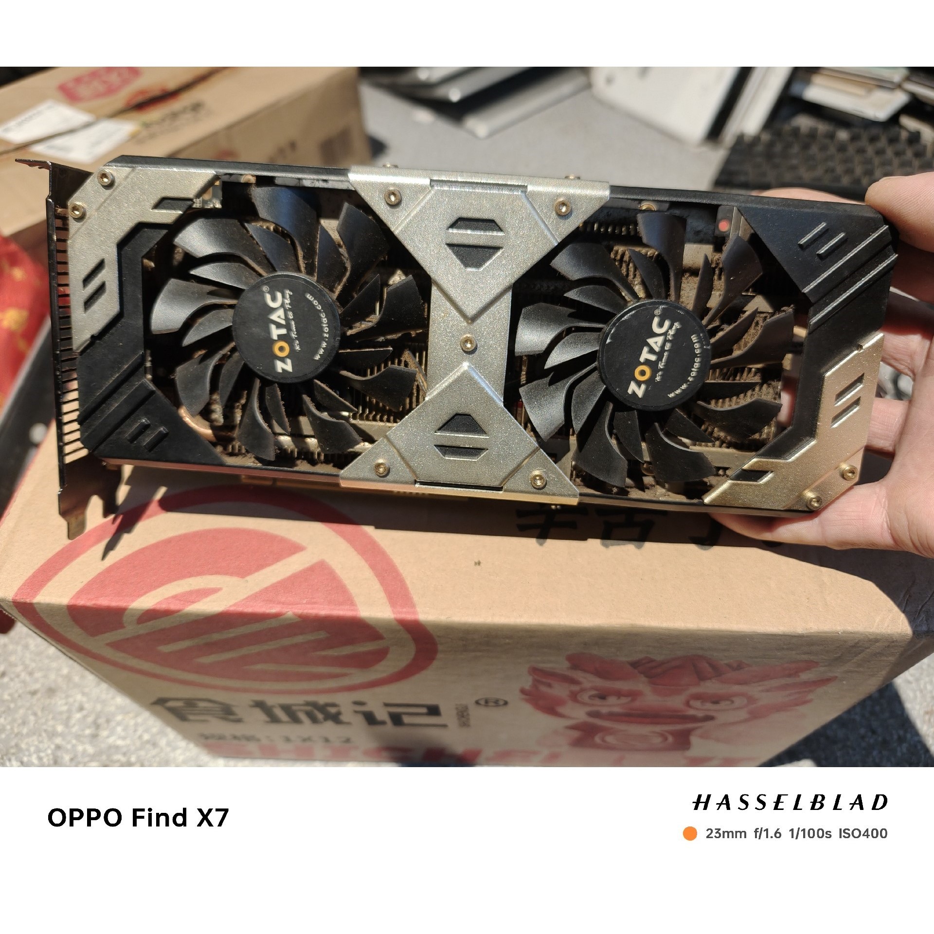 索泰gtx960显卡 显存4g.刚从电脑上拆下来 没有清理灰
