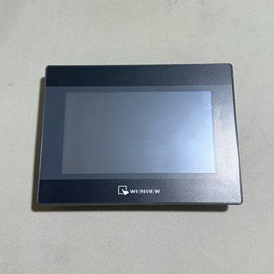 威纶通触摸屏MT8071iP 实物拍摄 成色如图 功能完好。