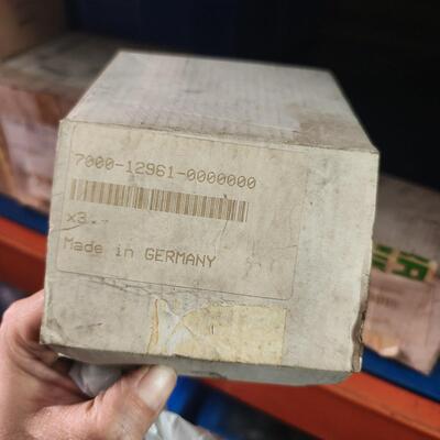 德国穆尔MURR连接器7000-12961-0000000