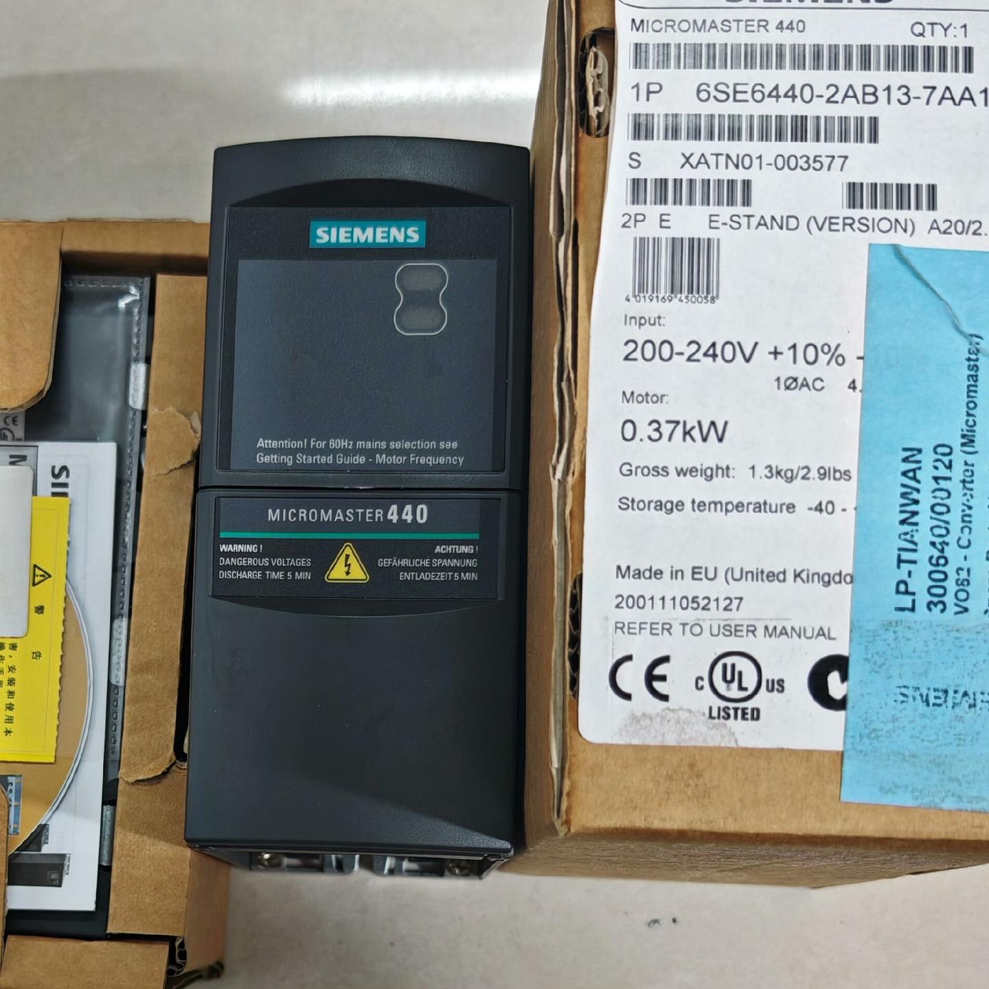 6SE6440-2AB13-7AA1 220V 0.37KW