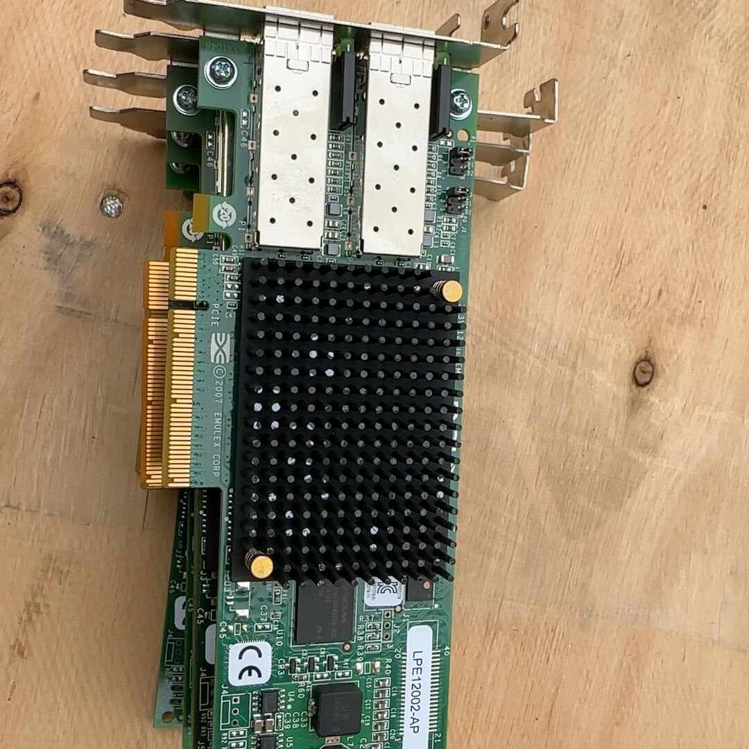 EMULEX LPE12002-AP 8Gb双通道光钎网卡