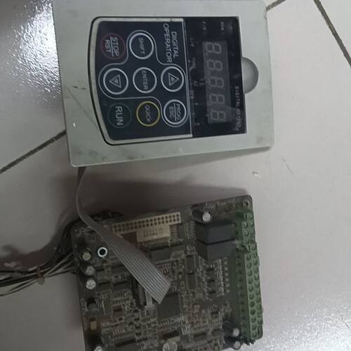 奥圣变频器ASB3100-018G/022P-4 拆机