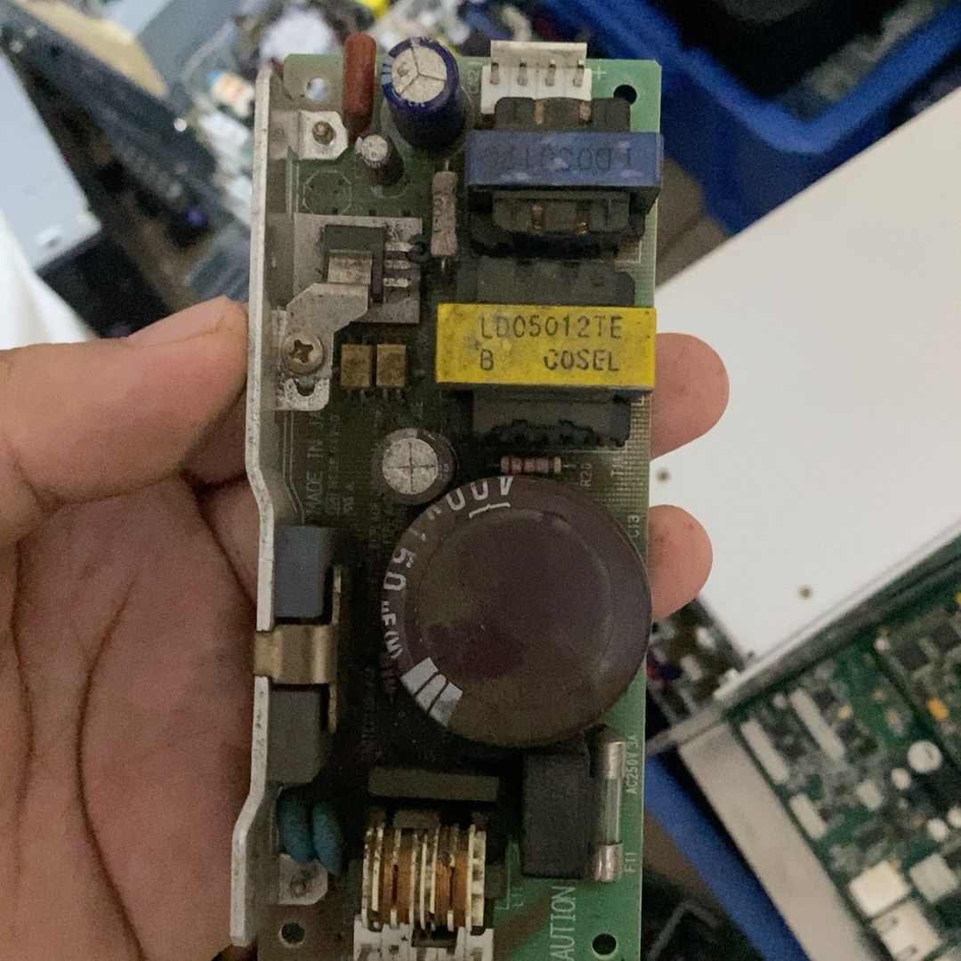 LDA30F-12 DC12V-2.5A输出 AC110V-