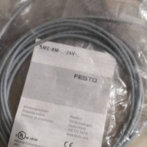 SME-8M-DS-24V   1只5